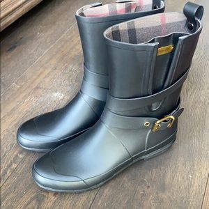 Burberry black rain boots sz 39